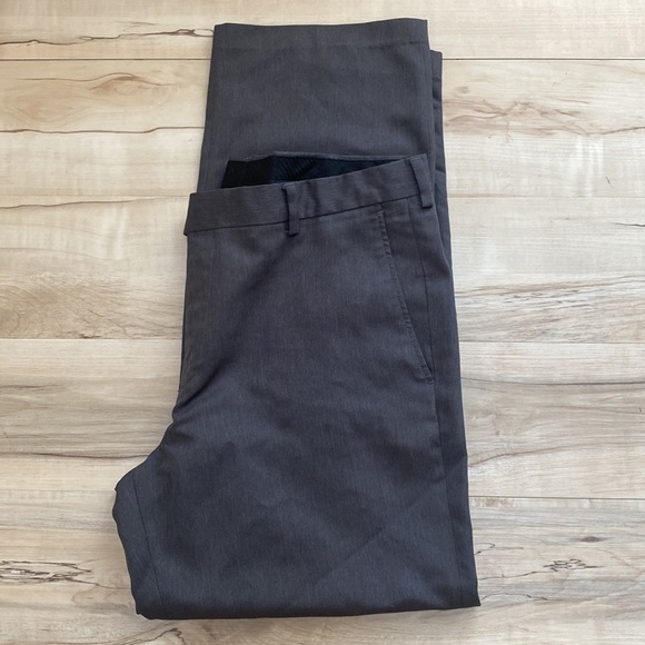 Kenneth Cole Reaction Men’s Grey Dress Pants. Size W36 and L30. Great condition. - Picture 10 of 10